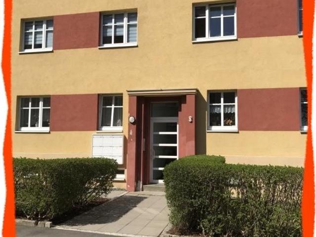 2 Zi. Wohnung mit Balkon & großer Wohnküche