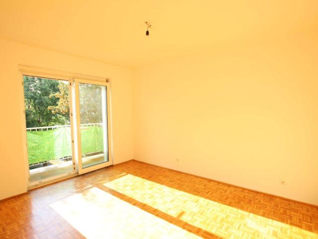 2 ZI Wohnung mit Balkon in der Durchlaßstraße