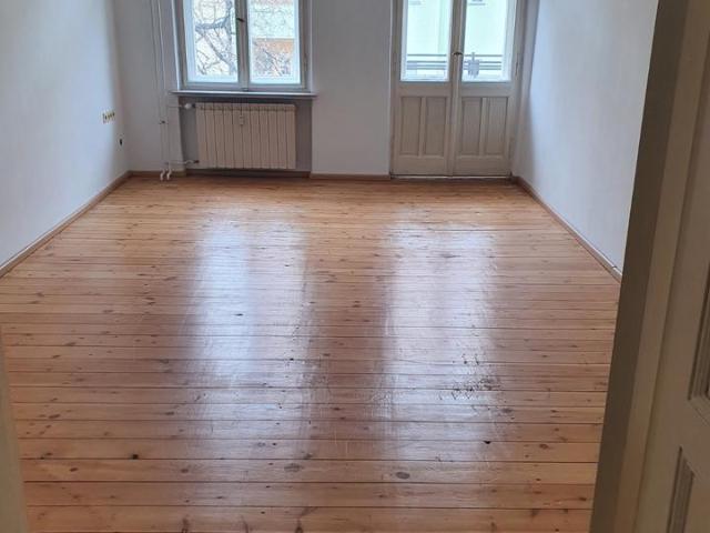 2 Zi. Wohnung mit Balkon in Neukölln von privat
