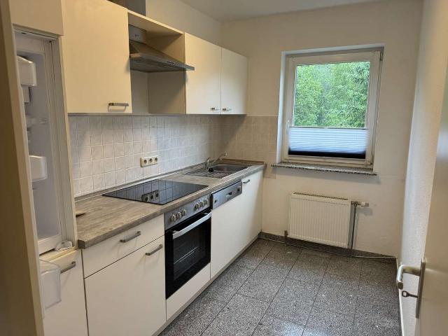 2 Zi Wohnung mit EBK im Grünen