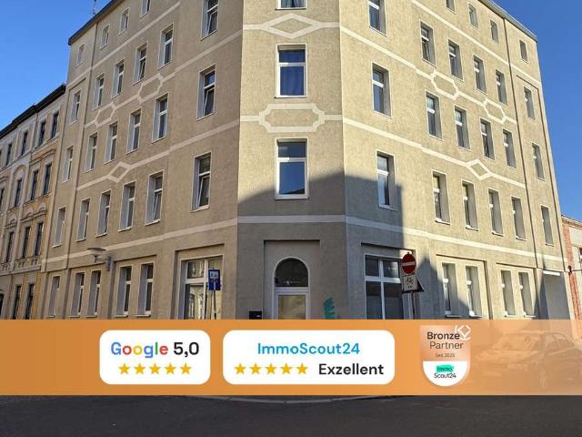 2 Zi Wohnung mit Einbauküche! 25 Min. bis DHL & 19 Min bis StarPark