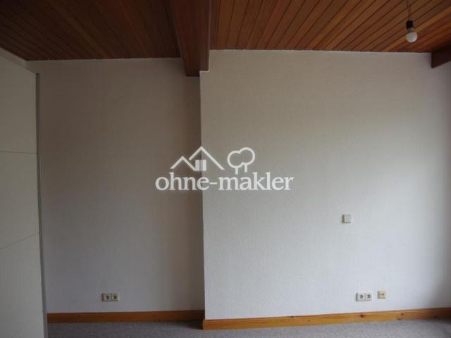 2 Zi Wohnung mit großem Garten u. Wohnkomfort 90 qm f. Singles oder Paare