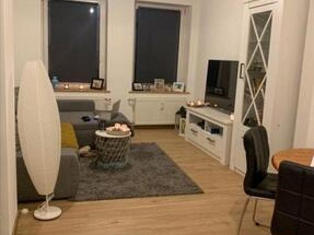 2 Zi. 55 qm2 EG Wohnung 595,00 EUR Kaltmiete, ca.52,00 m²