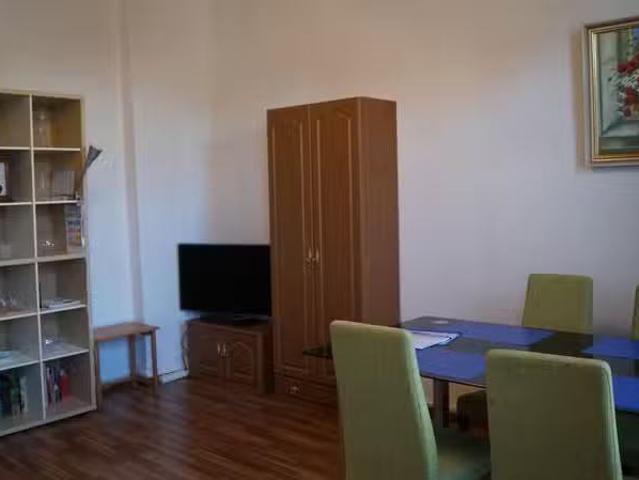 2 Zimmer 43 m² auf Anfrage Kaltmiete Wohnungen in Lauchha.