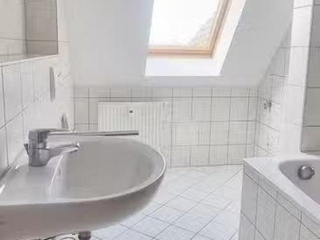 2 Zimmer 43 m² 250 € Kaltmiete Wohnungen in Zwickau