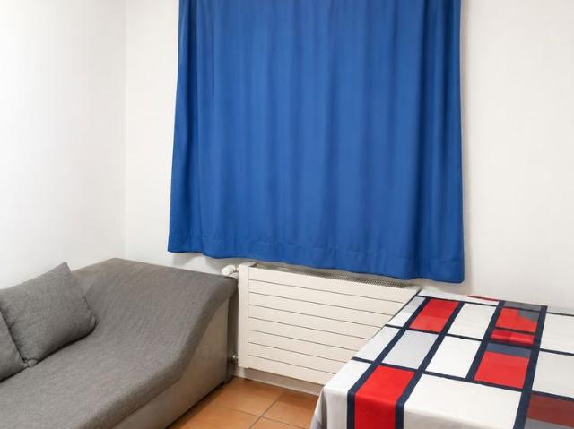 2 Zimmer, 40 m², 2. Stock