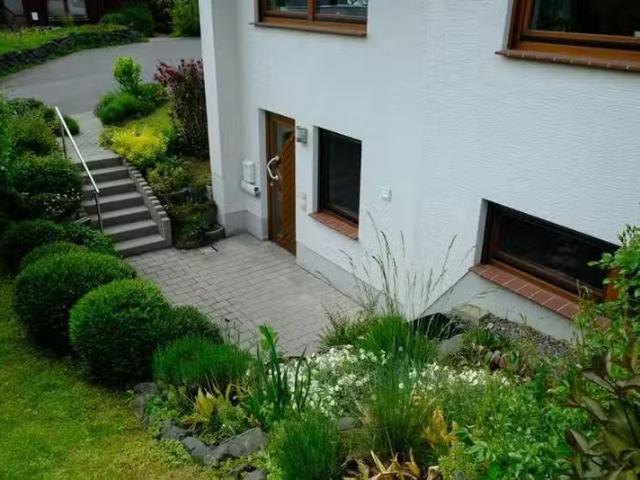 2 Zimmer 40 m² 380 € Kaltmiete Wohnungen in Heuchelheim a.