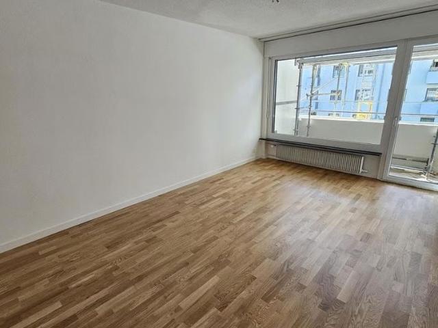 2 Zimmer, 47 m², 1. Stock