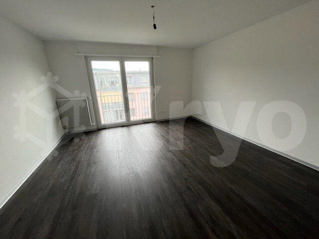 2 Zimmer, 47 m², 1. Stock