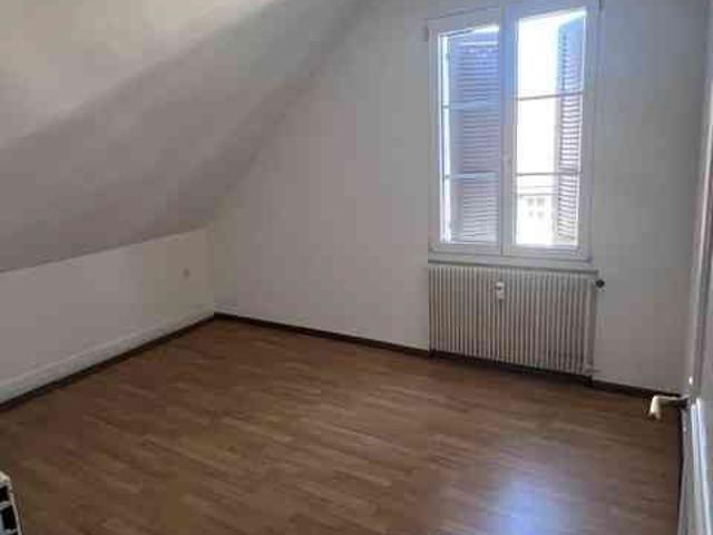 2 Zimmer, 47 m², 2. Stock