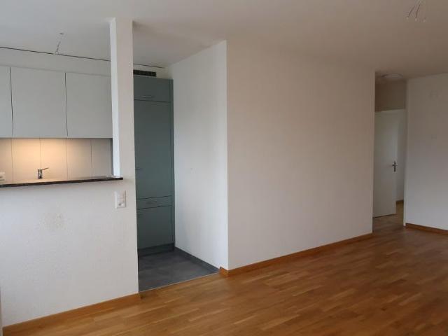 2 Zimmer, 47 m², 2. Stock