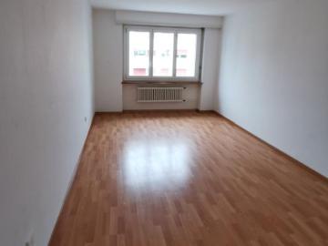 2 Zimmer, 47 m², 2. Stock