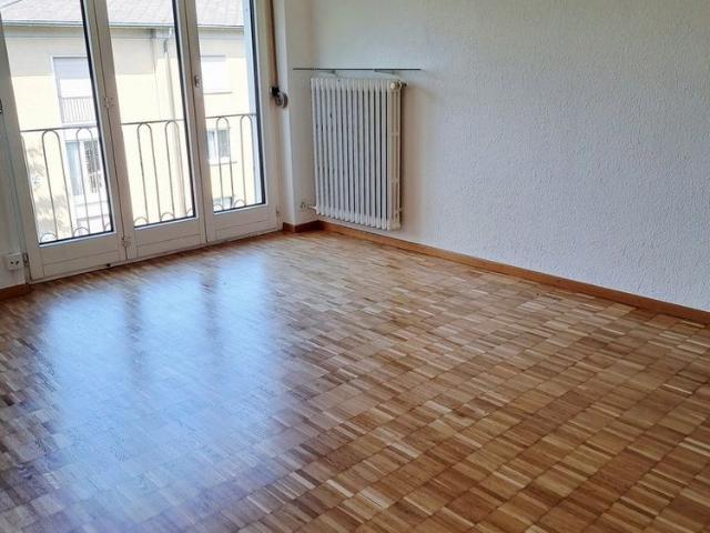 2 Zimmer, 47 m², 3. Stock