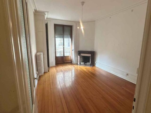2 Zimmer, 47 m², 4. Stock