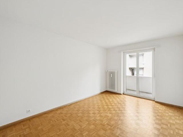 2 Zimmer, 44 m², 1. Stock