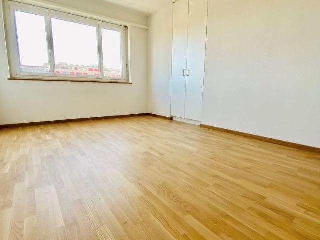 2 Zimmer, 44 m², 4. Stock