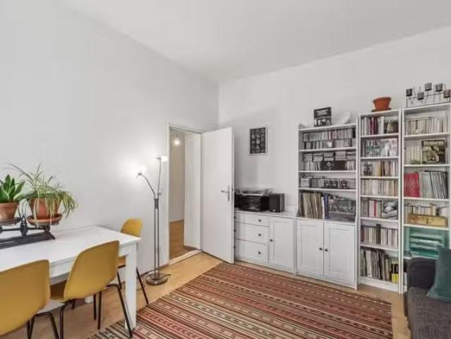 2 Zimmer 44 m² 700 € Kaltmiete Wohnungen in Karlsruhe