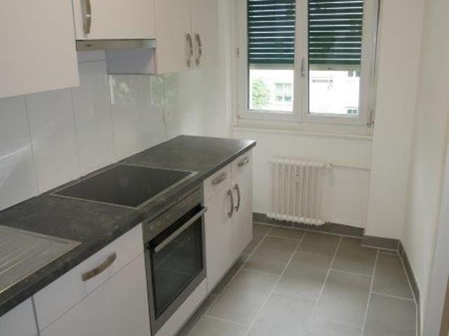 2 Zimmer, 45 m², 1. Stock
