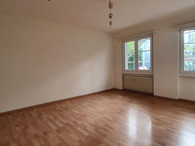 2 Zimmer, 45 m², 1. Stock