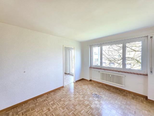 2 Zimmer, 45 m², 1. Stock