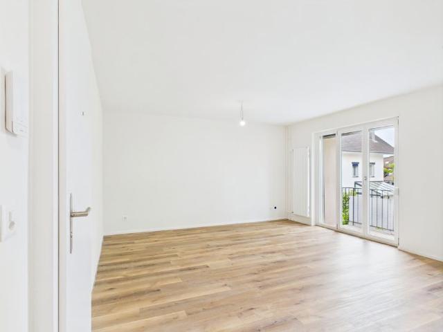 2 Zimmer, 45 m², 1. Stock