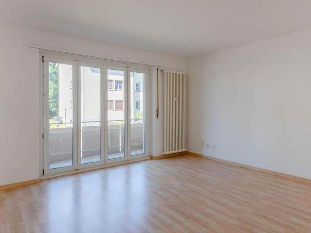 2 Zimmer, 45 m², 2. Stock
