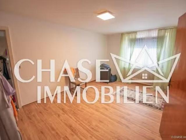 2 Zimmer 45 m² 350 € Kaltmiete Wohnungen in Bad Pyrmont /.