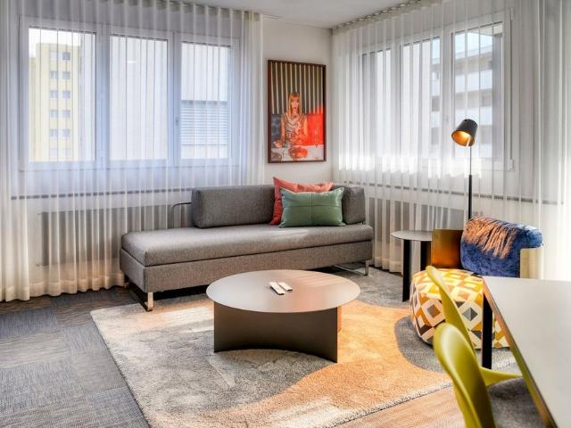 2 Zimmer, 46 m², 1. Stock