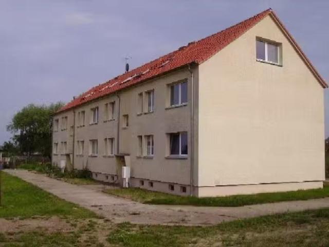 2 Zimmer 46 m² 320 € Kaltmiete Wohnungen in Lunow Stolzen.