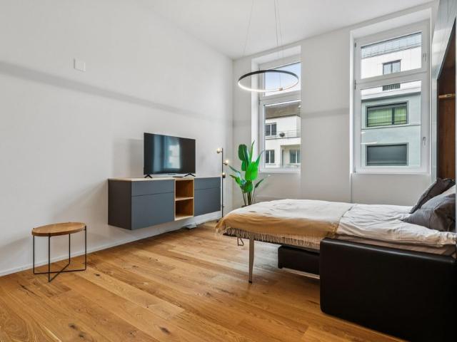 2 Zimmer, 48 m², 2. Stock