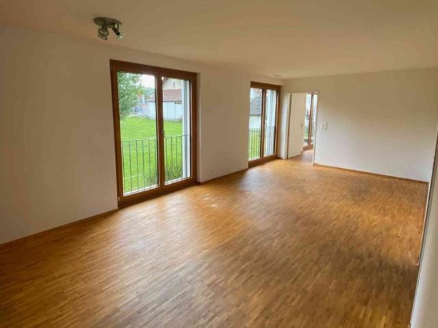 2 Zimmer, 48 m², 2. Stock