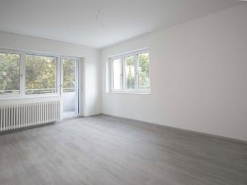 2 Zimmer, 49 m², 1. Stock