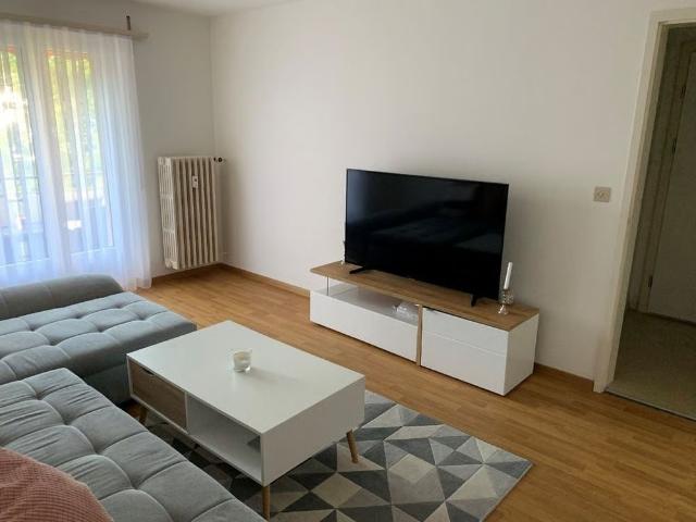 2 Zimmer, 49 m², 2. Stock