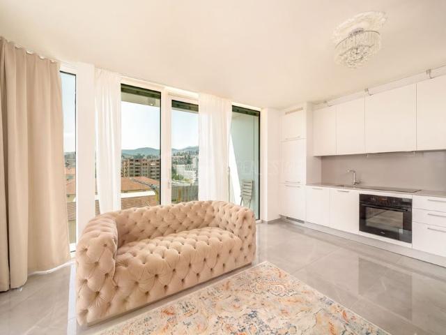 2 Zimmer, 49 m², 5. Stock