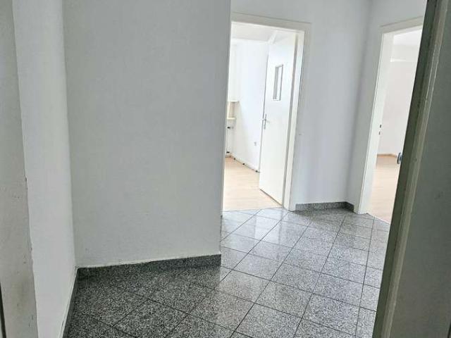 2 Zimmer 4 Etage mit Klimaanlage ohne Balkon Dachgeschoss
