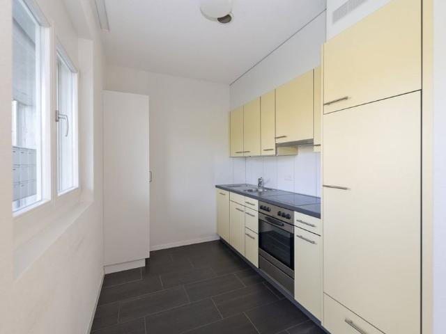 2 Zimmer, 53 m², 1. Stock