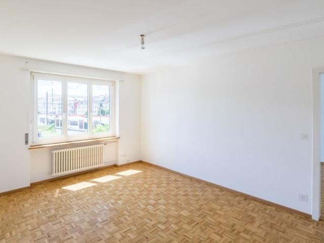 2 Zimmer, 53 m², 1. Stock