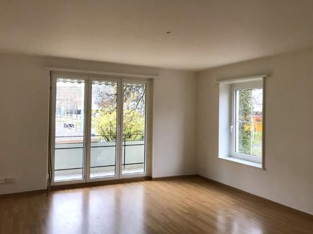 2 Zimmer, 53 m², 1. Stock