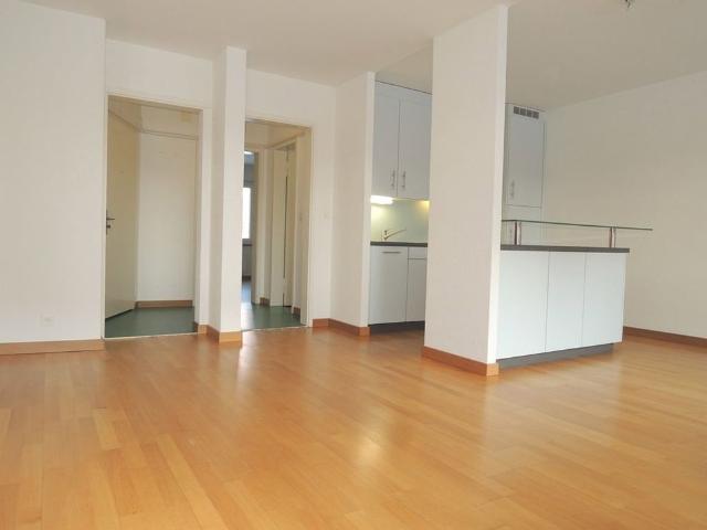2 Zimmer, 53 m², 3. Stock