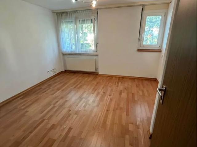 2 Zimmer, 50 m², Untergeschoss