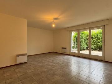 2 Zimmer, 50 m², 1. Stock