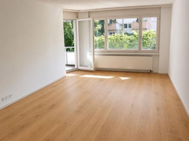 2 Zimmer, 50 m², 1. Stock