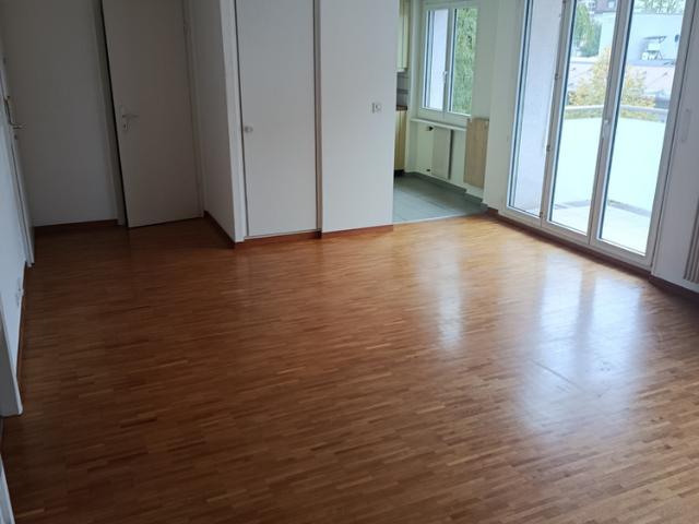2 Zimmer, 50 m², 1. Stock