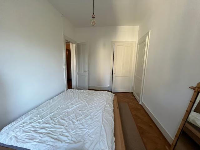 2 Zimmer, 50 m², 1. Stock