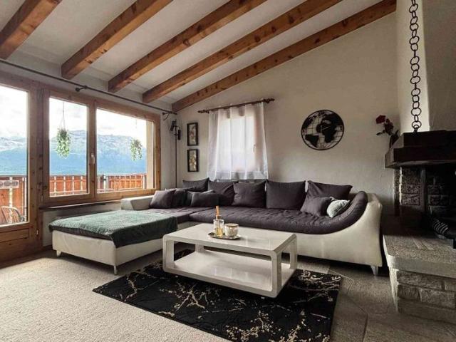 2 Zimmer, 50 m², 1. Stock