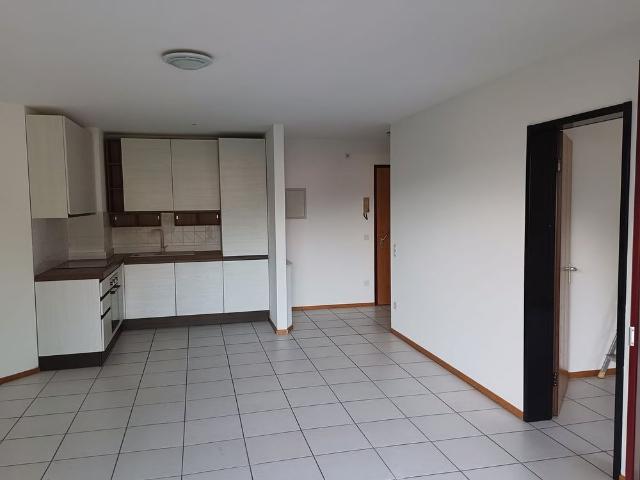 2 Zimmer, 50 m², 2. Stock