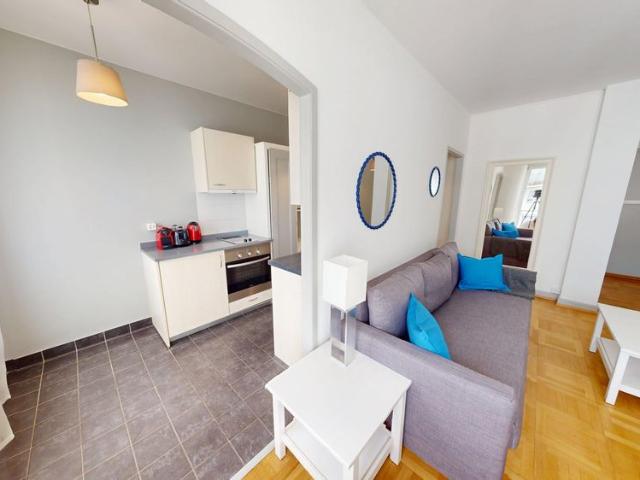 2 Zimmer, 50 m², 2. Stock