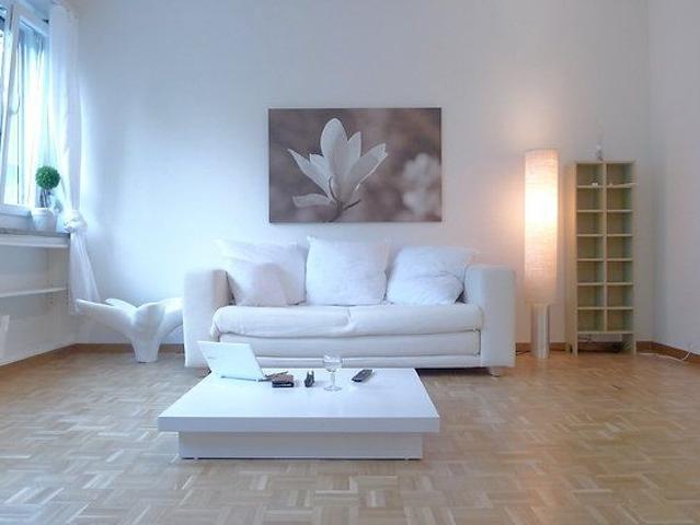 2 Zimmer, 50 m², 2. Stock