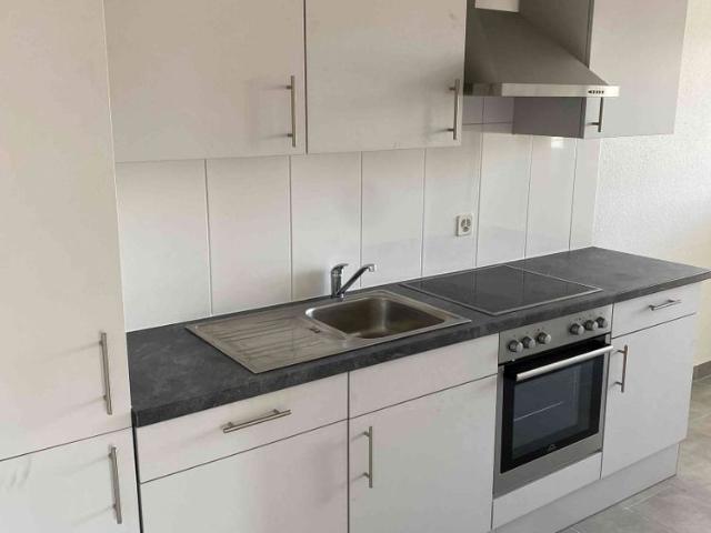 2 Zimmer, 50 m², 2. Stock