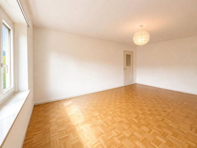 2 Zimmer, 50 m², 3. Stock